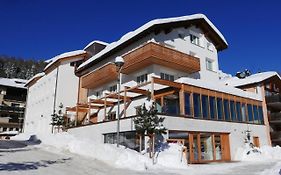 Conrad'S Mountain Lodge